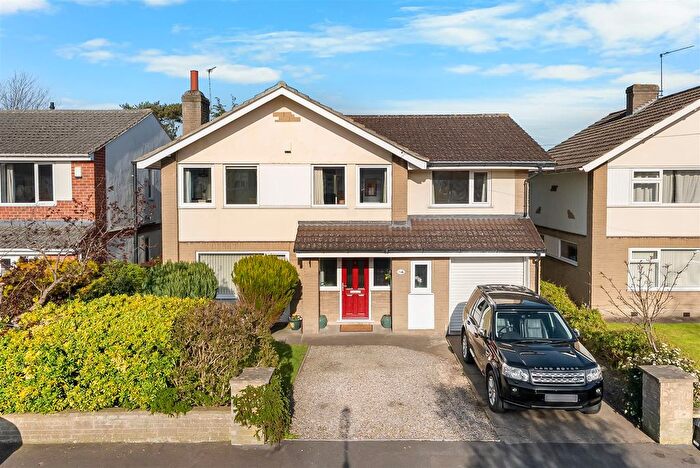 5 Bedroom Detached House For Sale In Pear Tree Avenue, Upper Poppleton, York, YO26