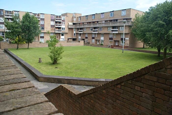 2 Bedroom Flat For Sale In Wellington Walk, Washington, NE37