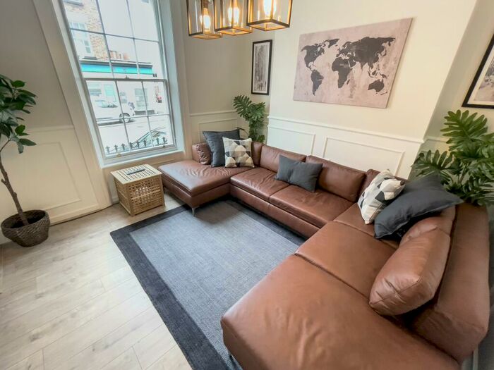 6 Bedroom House To Rent In Clarence Street, L3