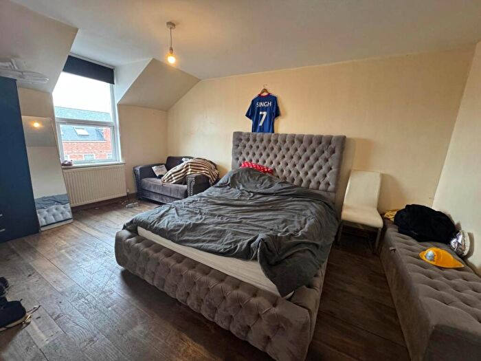 1 Bedroom Flat To Rent In Wantage Road, Reading, RG30