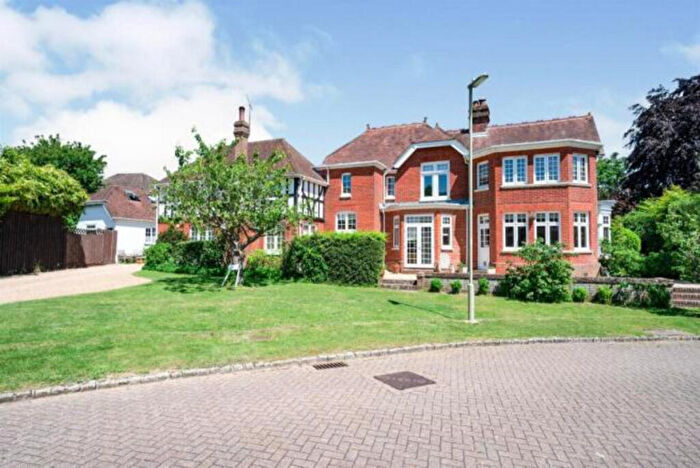 2 Bedroom Flat To Rent In Hazeldean Court, Rowlands Castle, PO9