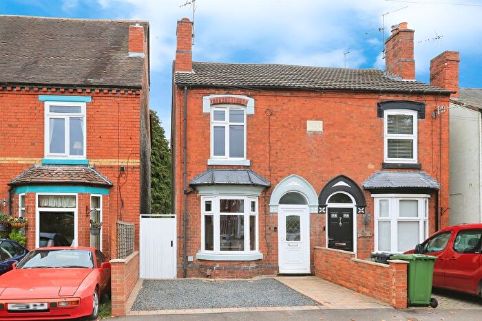 3 Bedroom Semi-Detached House For Sale In Blount Terrace, Kidderminster, DY11