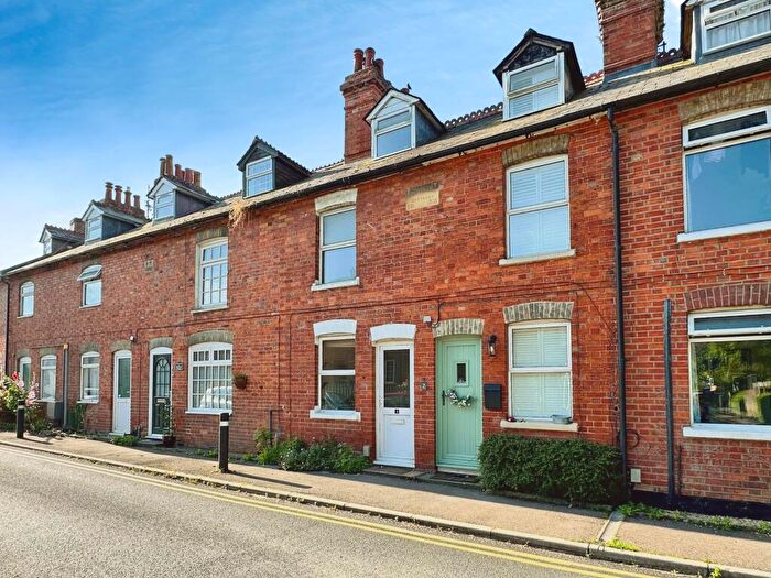 2 Bedroom End Of Terrace House To Rent In Temperance Cottages, Quidhampton, SP2