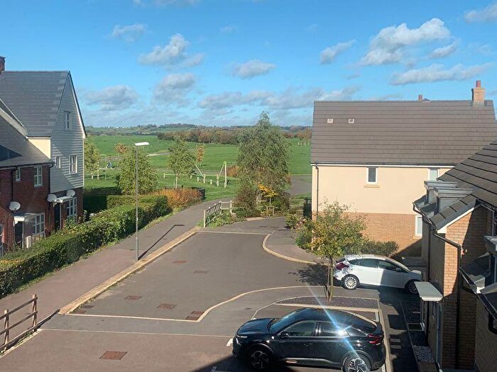 1 Bedroom Apartment For Sale In Bramley Road, Aylesbury, HP18