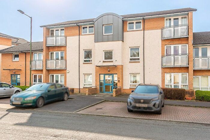 2 Bedroom Flat For Sale In Stenhouse Gardens, Stenhouse, Edinburgh, EH11