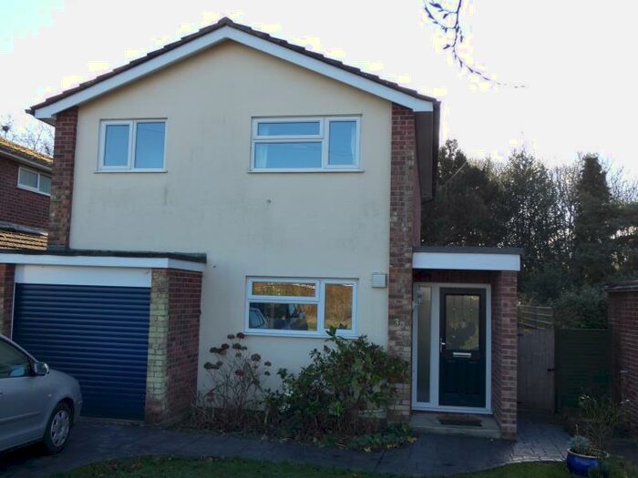 3 Bedroom Detached House To Rent In Parkwood Avenue, Wivenhoe, CO7