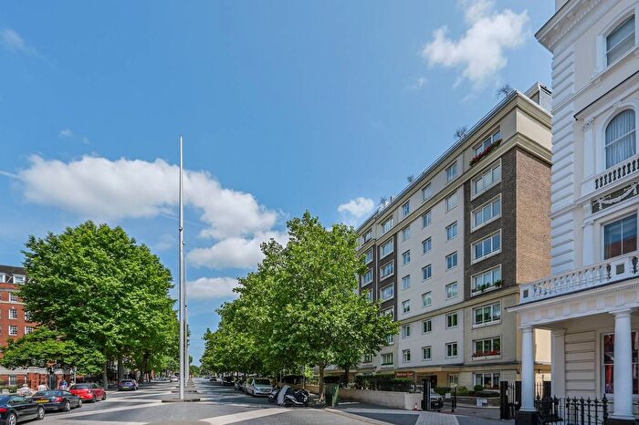 2 Bedroom Flat To Rent In Princes Gate, South Kensington, London, SW7