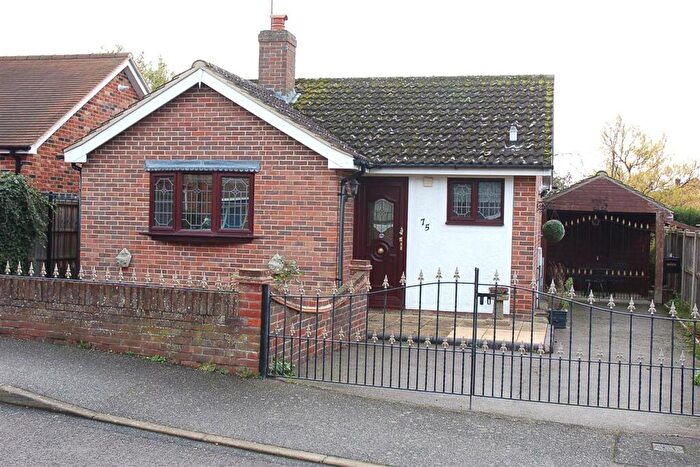 1 Bedroom Bungalow For Sale In Highfield Road, Chelmsford, CM1