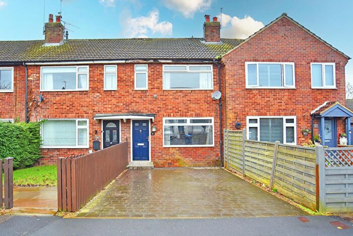 2 Bedroom Terraced House For Sale In Knox Avenue, Harrogate, HG1