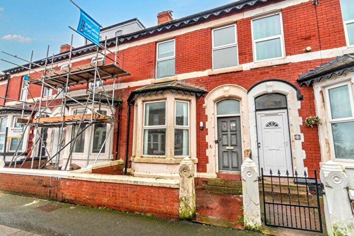 4 Bedroom Terraced House For Sale In Eaves Street, Blackpool, Lancashire, FY1