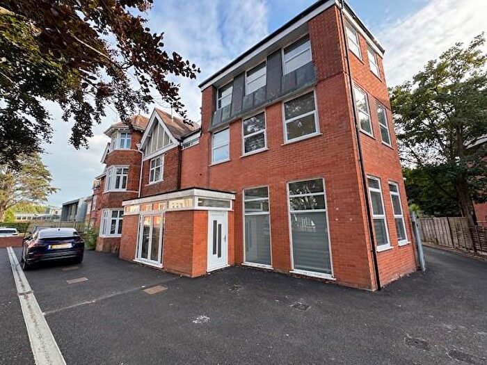 Apartment To Rent In Poole Road, Bournemouth, BH2
