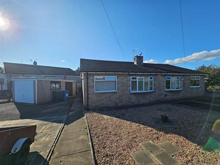 2 Bedroom Bungalow To Rent In Aire Crescent, Cross Hills, BD20