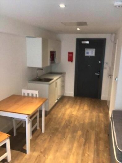 Studio To Rent In Scholes Street, Oldham OL1