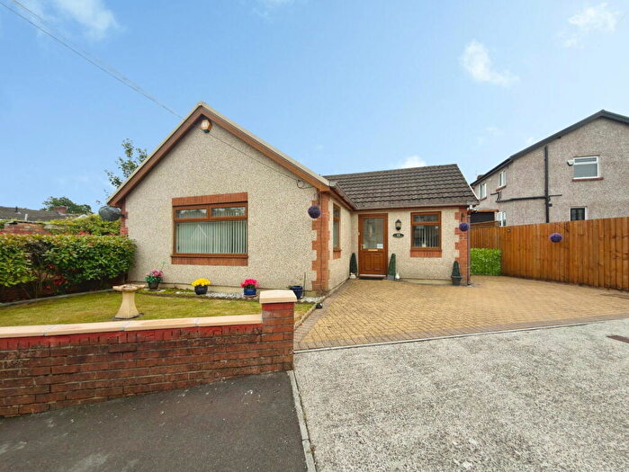 3 Bedroom Detached Bungalow For Sale In Field Close, Morriston, Swansea, SA6