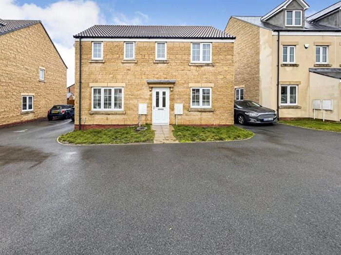 3 Bedroom Detached House For Sale In Airfield Way, Weldon, Corby, NN17