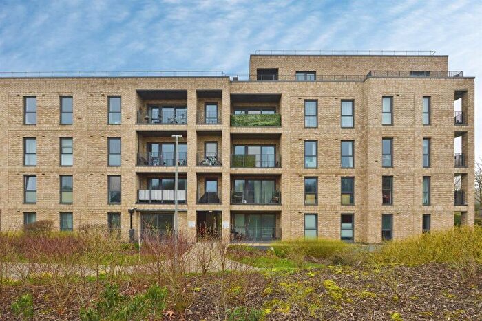 2 Bedroom Flat For Sale In Canal Street, Campbell Park, Milton Keynes, MK9
