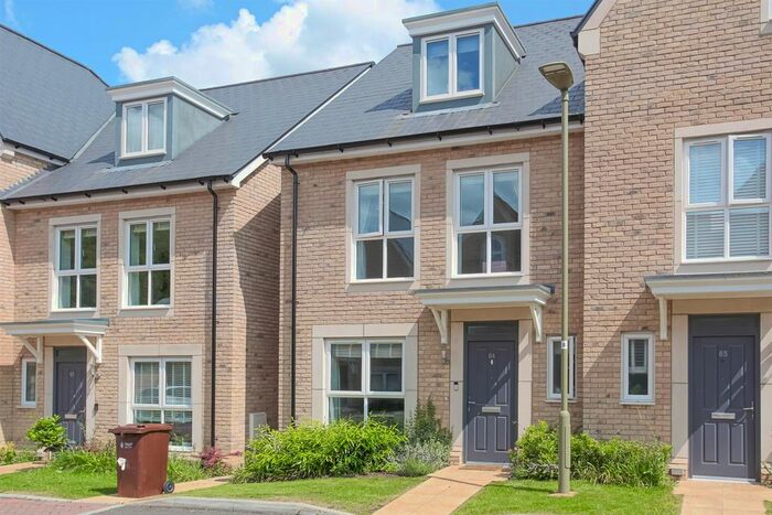 4 Bedroom Terraced House To Rent In Clifton Close, Bicester, OX26