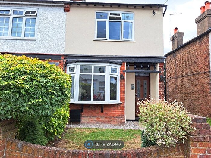 2 Bedroom End Of Terrace House To Rent In New Road, Shenley, Radlett, WD7