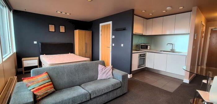 Studio To Rent In Strand Street Liverpool, L1