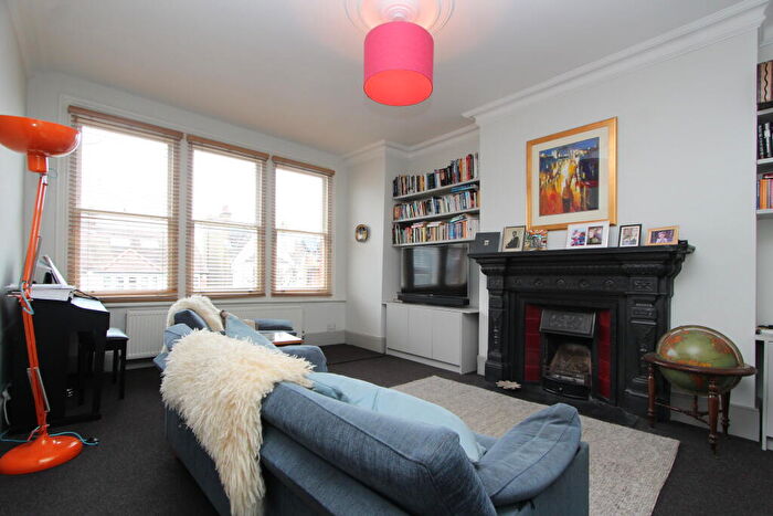 3 Bedroom Apartment To Rent In Muswell Road, Muswell Hill, London, N10