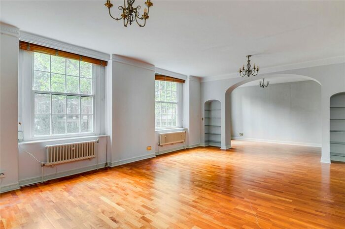 3 Bedroom Flat To Rent In North End House, Fitzjames Avenue, London, W14