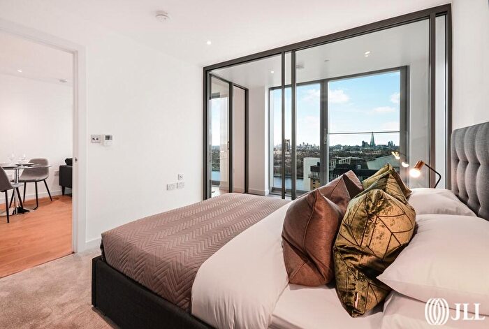 1 Bedroom Apartment To Rent In Landmark Pinnacle, Marsh Wall, E14