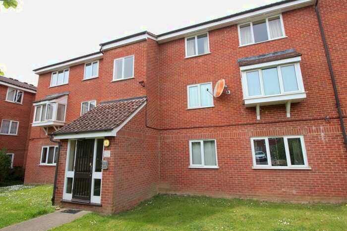 1 Bedroom Flat To Rent In London, Romford, Essex, RM6