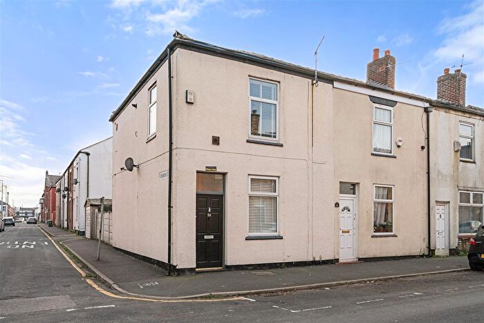 3 Bedroom End Terrace House For Sale In Henrietta St, Leigh, WN7