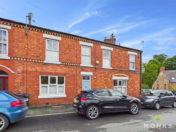 3 Bedroom Terraced House For Sale In Park Avenue, Oswestry, SY11