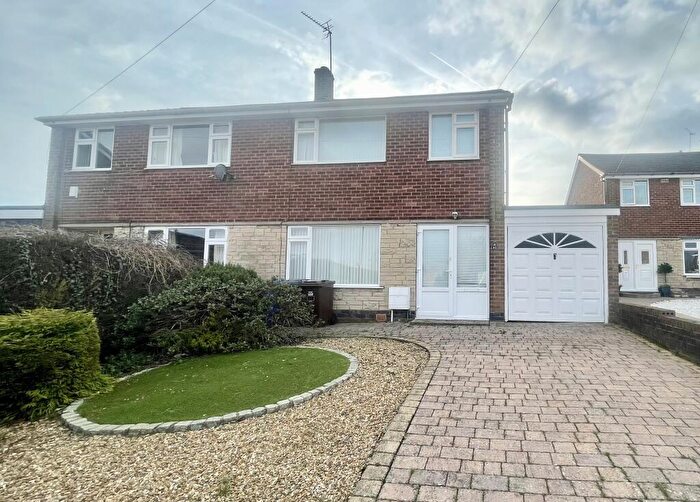 3 Bedroom House To Rent In Durlstone Drive, Gleadless, Sheffield, S12