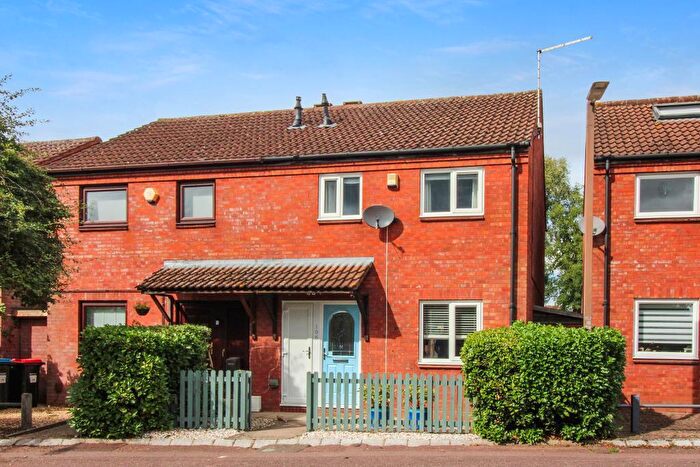 2 Bedroom End Of Terrace House For Sale In Quinton Drive, Bradwell, Milton Keynes, Buckinghamshire, MK13