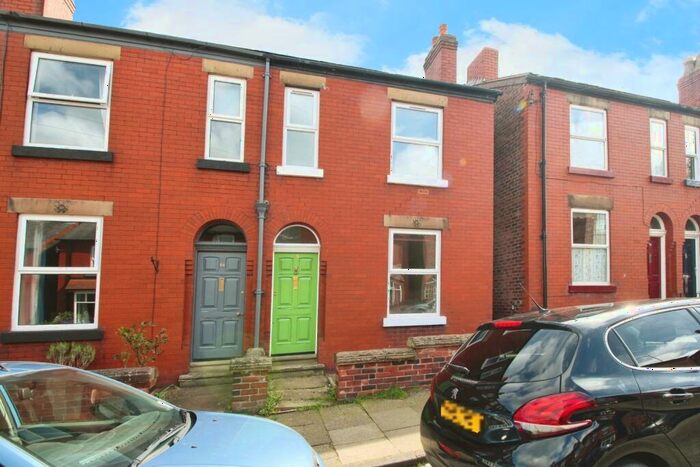 3 Bedroom End Of Terrace House To Rent In Hobson Street, Macclesfield, Cheshire, SK11