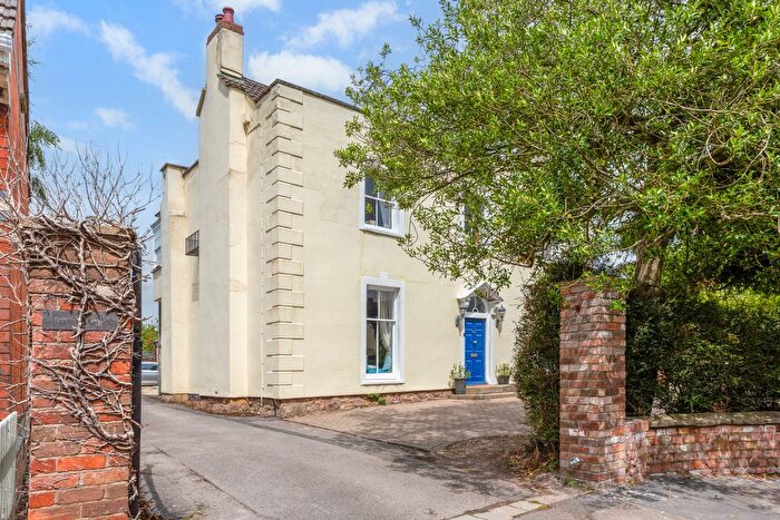 4 Bedroom End Of Terrace House For Sale In Salter Street, Berkeley, GL13