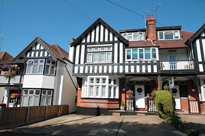 1 Bedroom Flat For Sale In Ailsa Road, Westcliff On Sea, SS0