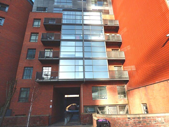 1 Bedroom Apartment To Rent In Deansgate Quay, Manchester., M3