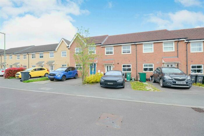 2 Bedroom Terraced House To Rent In Barfoot Road, Hedge End, Southampton, SO30