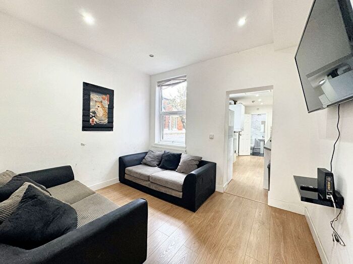 4 Bedroom Terraced House To Rent In Gresham Street, Coventry, CV2