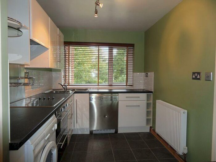 2 Bedroom Apartment To Rent In Hagley Road, Birmingham, B16