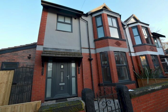 4 Bedroom Semi-Detached House To Rent In Manor Avenue, Manchester M16