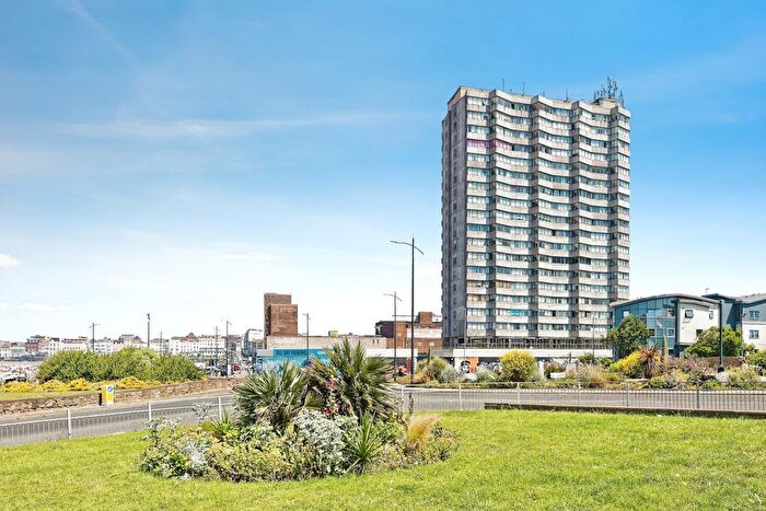 1 Bedroom Flat For Sale In All Saints Avenue, Margate, Kent, CT9