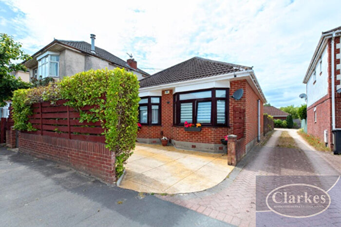 3 Bedroom Detached Bungalow For Sale In Kinson Road, Bournemouth, Dorset, BH10
