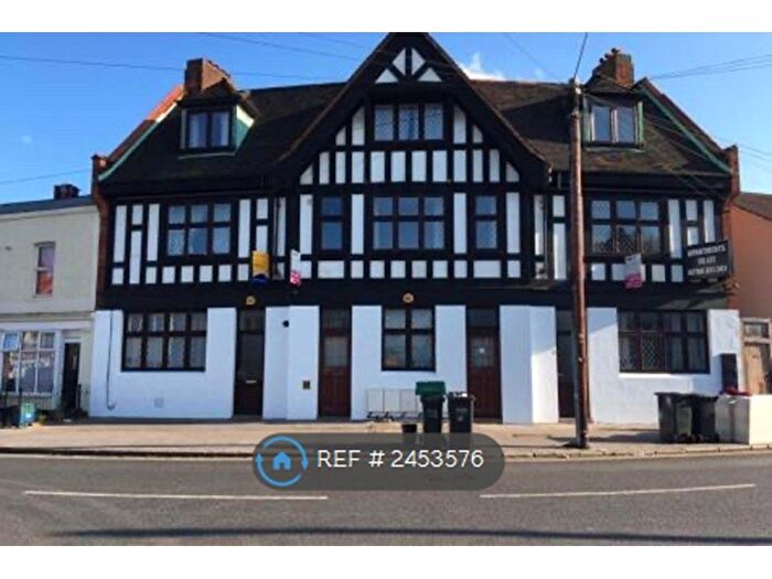 3 Bedroom Flat To Rent In Victoria Cross House, Thornton Heath, CR7