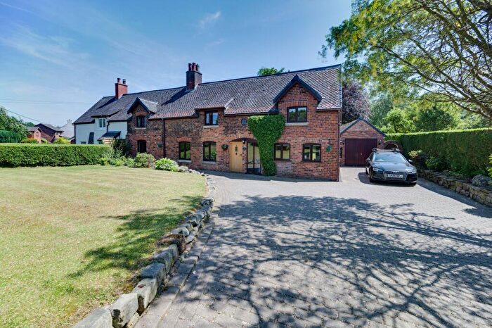 3 Bedroom Cottage For Sale In Congleton Road North, Scholar Green, ST7