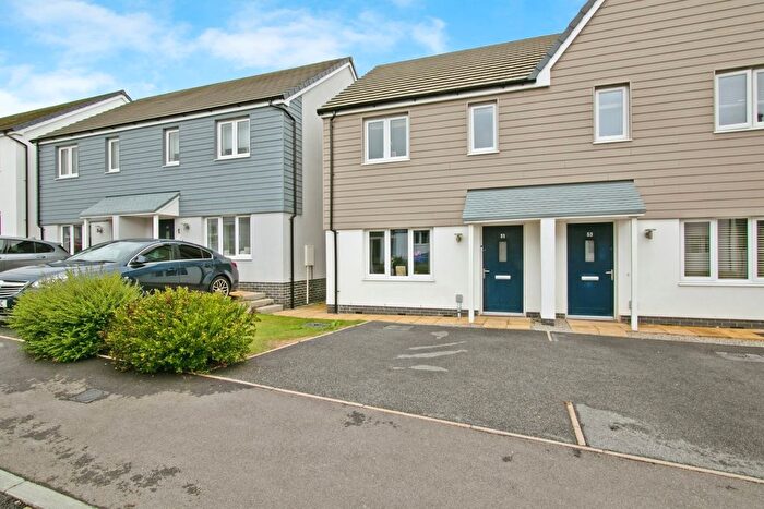 2 Bedroom Semi-Detached House For Sale In Long Croft Crescent, Hayle, Cornwall, TR27