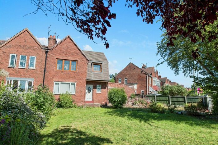 2 Bedroom Semi-Detached House For Sale In Broadway, Pontefract, WF8