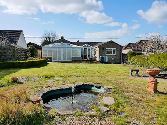 3 Bedroom Detached House For Sale In Studley, Calne, SN11