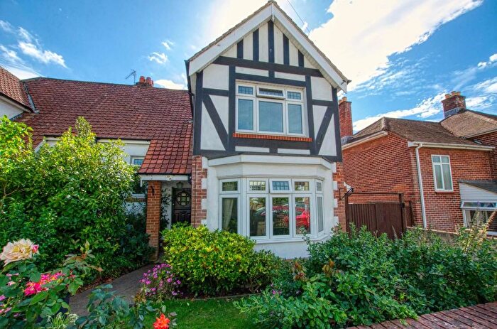 3 Bedroom Semi-Detached House For Sale In Coleson Road, Southampton, SO18