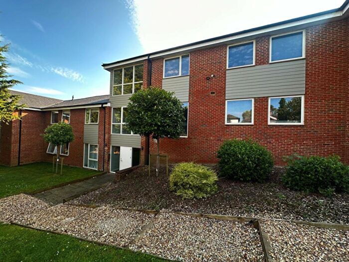 2 Bedroom Apartment To Rent In Moreton Road, Buckingham, MK18