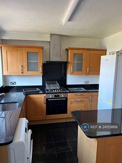 3 Bedroom Terraced House To Rent In Jarrow Road, Romford, RM6