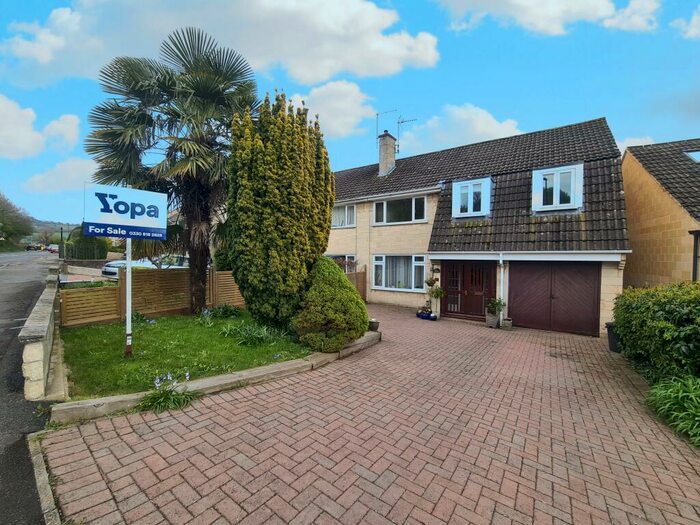 5 Bedroom Semi-Detached House For Sale In Penn Hill Road, Bath, BA1